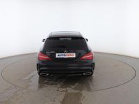 Usado Mercedes CLA200 Shooting Brake AMG line 135 CV (99 kW) 2018 Negro Familiar