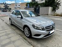 Usado Mercedes A180 Urban 122 CV (89 kW) 2015 Gris / plata Berlina