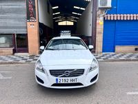 Usado Volvo S60 Momentum 115 CV (84 kW) 2011 Blanco Berlina