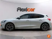 Usado Ford Focus ST-Line 125 CV (91 kW) 2021 Gris Berlina