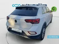 Usado VW T-Roc Life 150 CV (110 kW) 2024 Blanco SUV