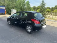 Usado Peugeot 308 120 CV (88 kW) 2009 Negro Berlina