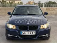 Usado BMW 320 177 CV (130 kW) 2010 Azul Familiar