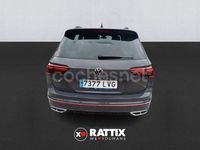Usado VW Tiguan R-line 150 CV (110 kW) 2021 Gris / plata SUV