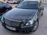 Usado Mercedes E220 170 CV (125 kW) 2009 Gris / plata Berlina