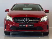 Usado Mercedes A180 Urban 122 CV (89 kW) 2016 Rojo Berlina