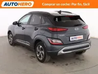 Usado Hyundai Kona 141 CV (103 kW) 2022 Gris SUV