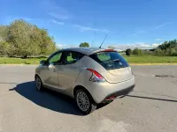 Brugt Lancia Ypsilon Platinum 69 HK (50 kW) 2012 Beige Hatchback