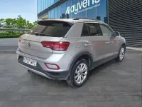 Usado VW T-Roc Life 116 CV (85 kW) 2023 Plateado SUV