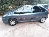 Usado Citroën Xsara Picasso 92 CV (67 kW) 2010 Gris / plata Monovolumen