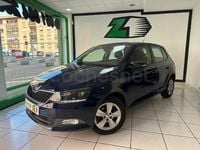 Usado Skoda Fabia Ambition 75 CV (55 kW) 2018 Azul Berlina