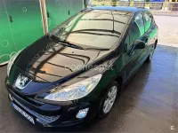 Usado Peugeot 308 90 CV (66 kW) 2008 Negro Berlina