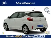Usado Hyundai i10 67 CV (49 kW) 2023 Blanco Utilitario
