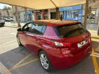 Usado Peugeot 308 Allure 130 CV (95 kW) 2016 Rojo Berlina