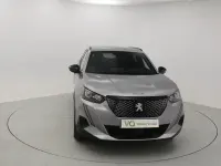 Usado Peugeot 2008 Allure 101 CV (74 kW) 2023 Gris SUV