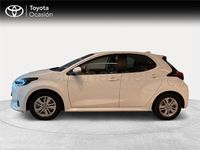 Usado Toyota Yaris Hybrid Active 116 CV (85 kW) 2022 Blanco Berlina
