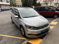 Usado VW Touran Advance 122 CV (89 kW) 2021 Gris / plata Monovolumen