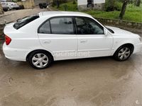 Usado Hyundai Accent GLS 112 CV (82 kW) 2005 Blanco Berlina