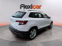 Usado Skoda Karoq Ambition 150 CV (110 kW) 2021 Blanco SUV