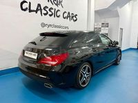 Usado Mercedes CLA220 Shooting Brake AMG line 177 CV (130 kW) 2015 Negro Familiar
