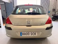 Usado Peugeot 308 90 CV (66 kW) 2009 Beige Berlina