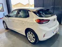 Usado Opel Corsa Elegance 102 CV (75 kW) 2021 Blanco Utilitario