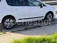 Usado Peugeot 3008 Style 150 CV (110 kW) 2015 Blanco Familiar