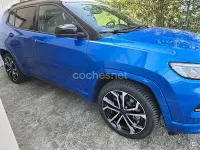 Usado Jeep Compass Trailhawk 240 CV (176 kW) 2021 Azul SUV