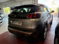 Usado Peugeot 3008 Active 120 CV (88 kW) 2018 Gris / plata SUV