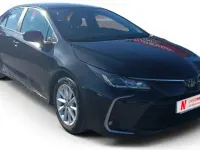 Usado Toyota Corolla Advance 125 CV (91 kW) 2023 Negro Berlina