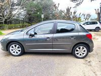 Usado Peugeot 207 Premium 90 CV (66 kW) 2007 Verde Berlina