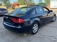 Usado Audi A4 160 HP (117 kW) 2009 Azul Sedan