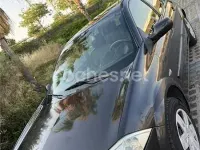 Usado Renault Mégane Dynamique 98 CV (72 kW) 2004 Negro Berlina