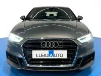 Usado Audi A3 S-Line 150 CV (110 kW) 2019 Gris / plata Berlina