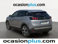 Usado Peugeot 3008 Allure 120 CV (88 kW) 2017 Gris / plata SUV