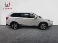 Usado Mitsubishi Outlander Motion 150 CV (110 kW) 2019 Blanco SUV