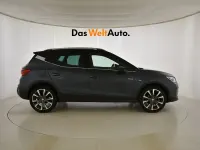 Usado Seat Arona FR 115 CV (84 kW) 2025 Gris/plata SUV