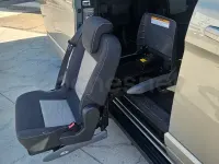 Usado Ford Tourneo Limited 125 CV (91 kW) 2013 Beige Monovolumen