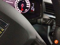 Usado Seat Arona Reference 95 CV (69 kW) 2019 Blanco SUV