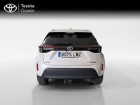 Usado Toyota Yaris Hybrid Style 116 CV (85 kW) 2022 Blanco Familiar