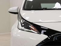 Usado Toyota Aygo X-play 72 CV (52 kW) 2018 Blanco Utilitario