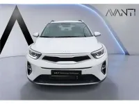 Usado Kia Stonic 101 CV (74 kW) 2024 Blanco SUV