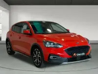 Usado Ford Focus Active 120 CV (88 kW) 2019 Rojo