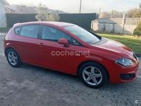 Usado Seat Leon 90 CV (66 kW) 2010 Rojo Utilitario