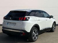 Usado Peugeot 3008 Allure 131 CV (96 kW) 2019 Blanco SUV