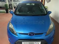 Usado Ford Fiesta Trend 68 CV (50 kW) 2009 Azul Berlina