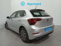 Usado VW Polo Life 95 CV (69 kW) 2022 Plateado Utilitario