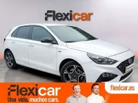 Usado Hyundai i30 N Line 120 CV (88 kW) 2023 Blanco Berlina