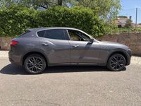 Usado Maserati Levante 275 CV (202 kW) 2018 Gris / plata SUV