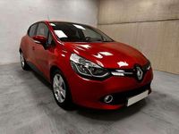 Usado Renault Clio IV LIMITED 75 CV (55 kW) 2015 Rojo Berlina